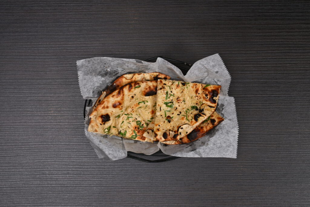 GARLIC NAAN