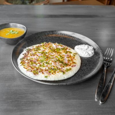 ONION CHILI UTTHAPAM